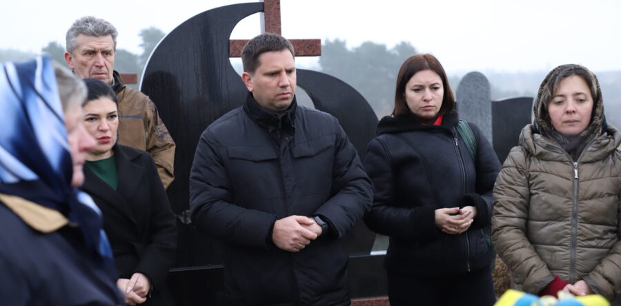 У селі Дубровиця вшанували пам’ять загиблого учасника АТО Андрія Білика