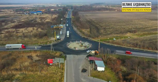 «Велике будівництво»: триває ремонт дороги Р-15 Ковель-Володимир-Волинський-Червоноград-Жовква