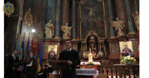 «У Гарнізонному храмі ніколи нікому не буде холодно, він завжди буде місцем присутності людей, а отже любові і тепла», – Іван Собко