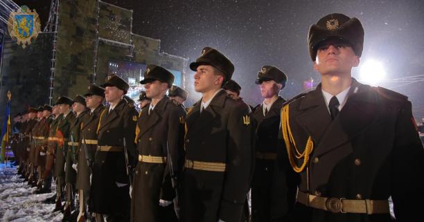 Передача військової техніки та почесні нагороди: Львівщина долучилась до урочистих заходів з нагоди Дня ЗСУ