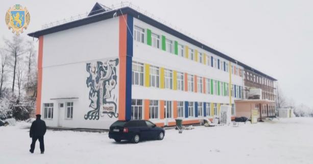 «Велике будівництво»: школа у Прилбичах забезпечить новими класами понад 350 учнів