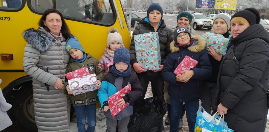 Діти родин загиблих учасників АТО району відвідали захід до Дня Святого Миколая