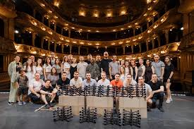 Зі Львівщини на передову вирушили ще пів сотні 10-дюймових FPV-дронів