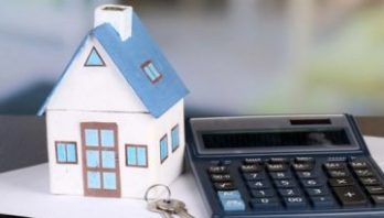 Робота з житлом: кому пропонують і скільки платять?