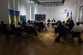 У Львівській ОВА провели чергову зустріч із родинами зниклих безвісти військовослужбовців