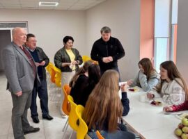 Ярослав Коминський відвідав Івано-Франківську громаду, де перевірив, як на практиці організоване шкільне харчування