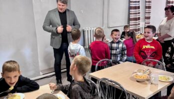 Начальник Яворівської РВА Ярослав Коминський проінспектував організацію безоплатного харчування у школах Мостиської та Шегинівської громад