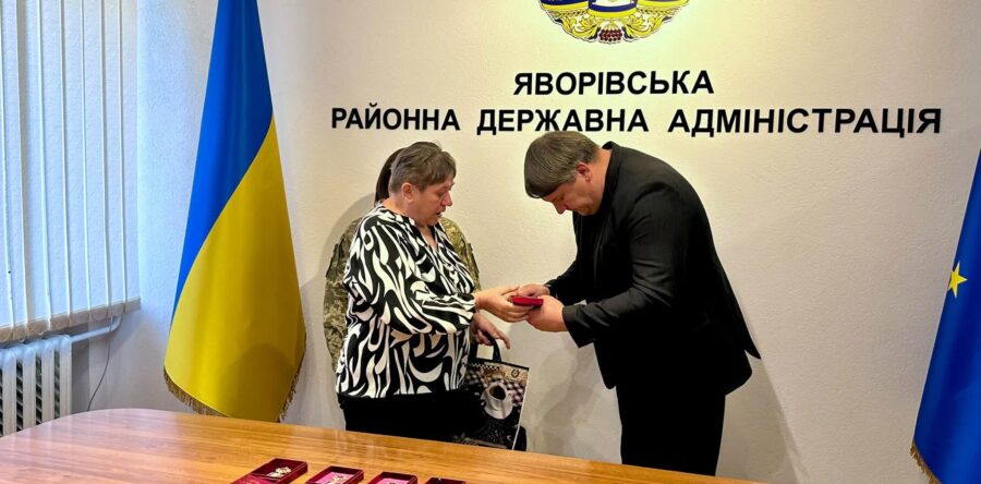 Десять Захисників Яворівщини відзначені державними та військовими нагородами, на жаль, посмертно Десять Захисників Яворівщини відзначені державними та військовими нагородами, на жаль, посмертно