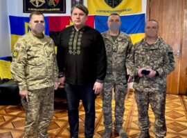 Начальник військової адміністрації Ярослав Коминський відзначив військовослужбовців 49-го навчального центру розвідки
