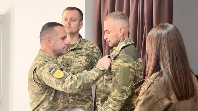 Ветерана зі Смолина нагороджено відзнакою «Хрестом Хоробрих»