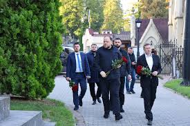 У межах робочого візиту на Львівщину Руслан Стефанчук вшанував пам’ять українських воїнів